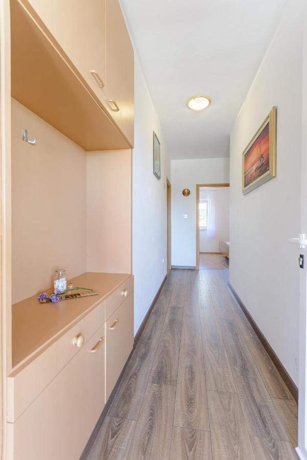 Apartments By The Sea Sumartin, Brac - 2952 Εξωτερικό φωτογραφία